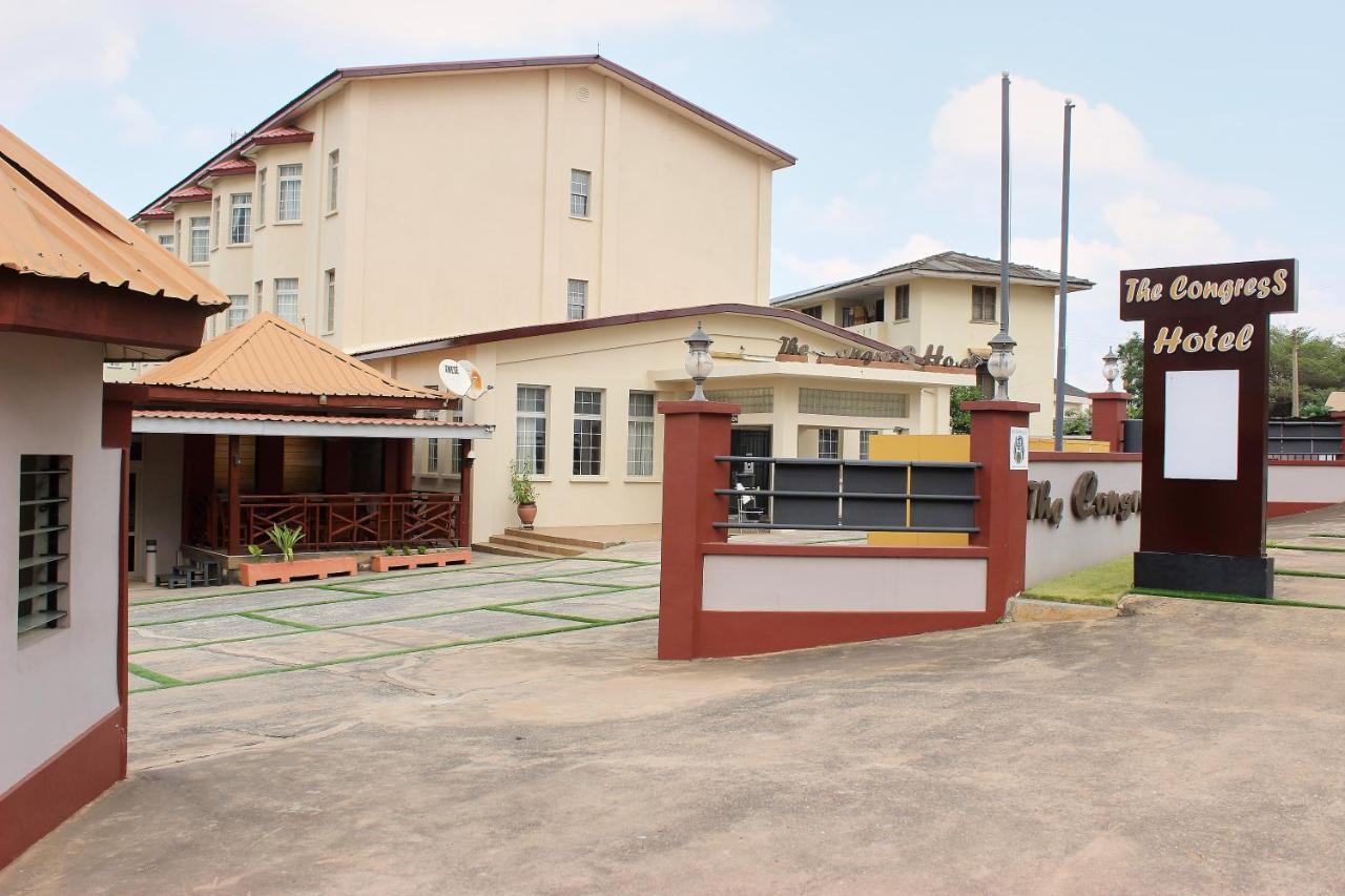 The Congress Hotel Accra Buitenkant foto