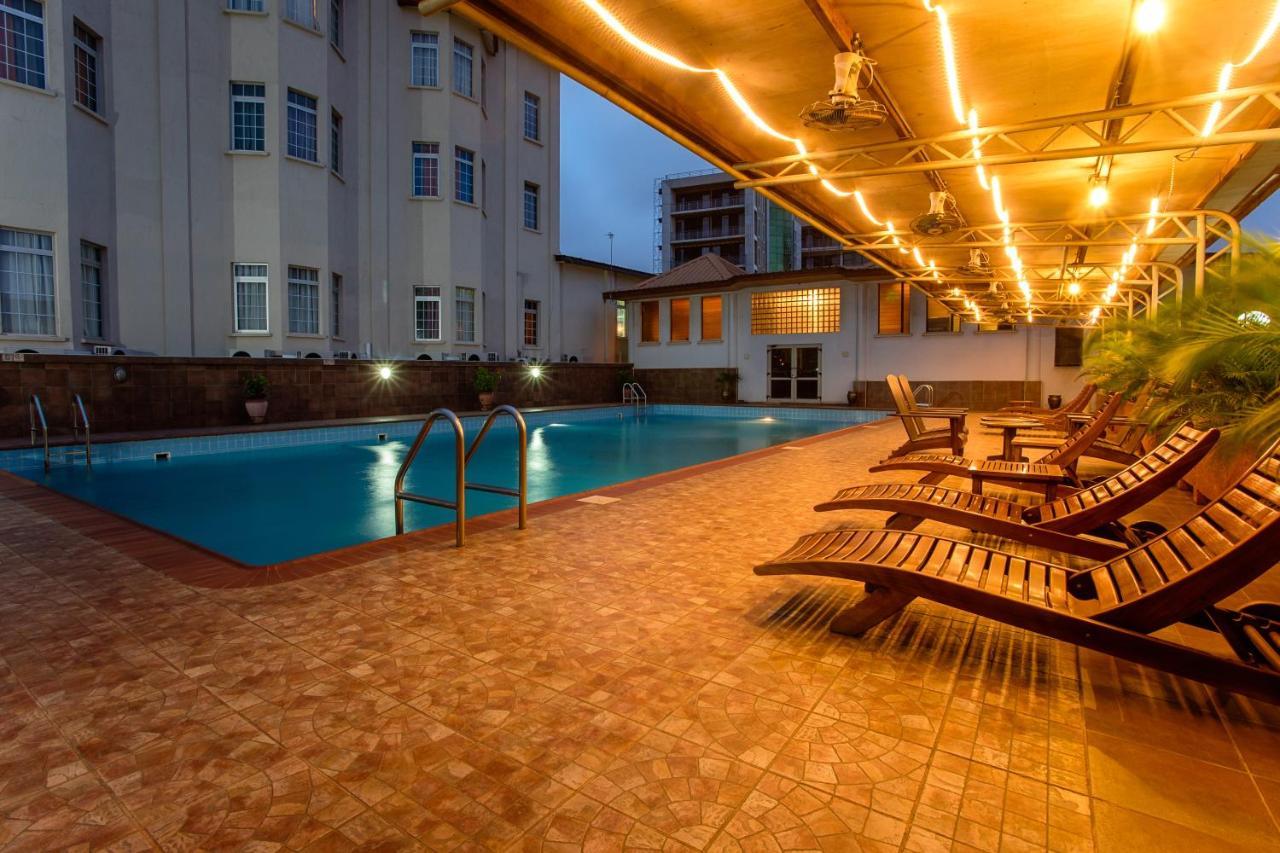 The Congress Hotel Accra Buitenkant foto